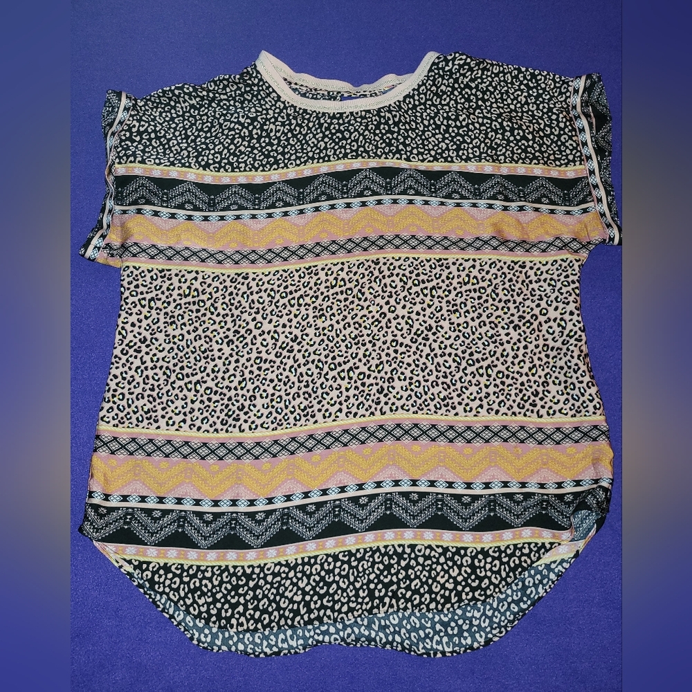 Democracy blouse size M 100%polyester